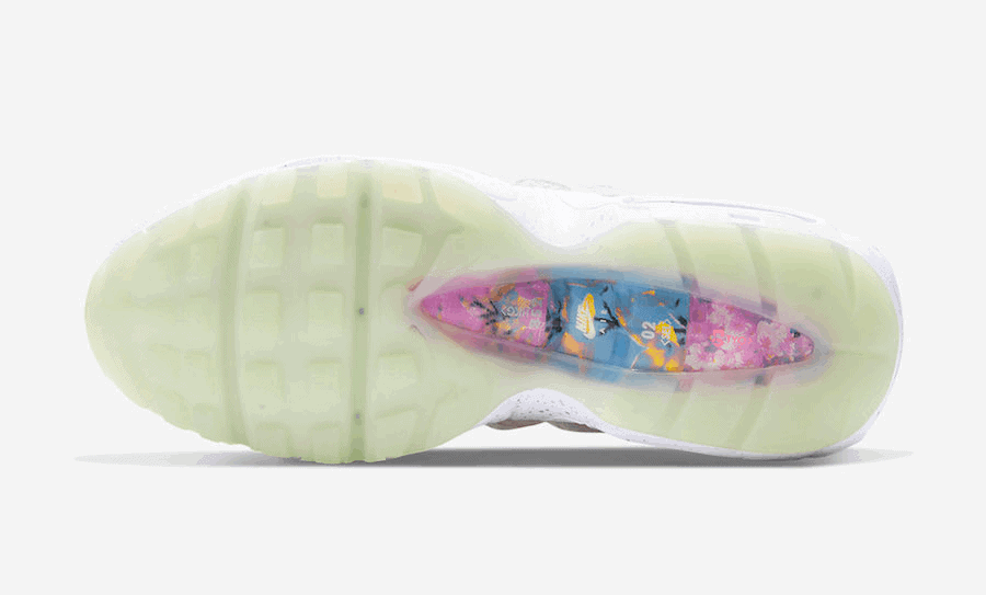 Nike Equips the Air Max 95 with Lace and Spring Flowers