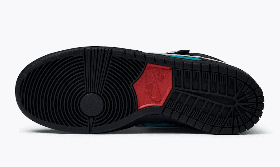 Detailed Images of the Nike SB Dunk Mid “Griffey”