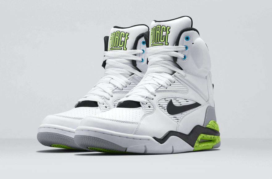 Nike LeBron 17 “Command Force”
