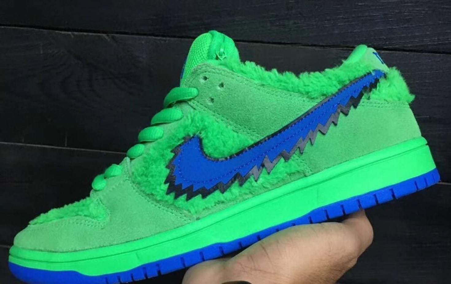 Nike SB Dunk Low “grateful Dead Bears”