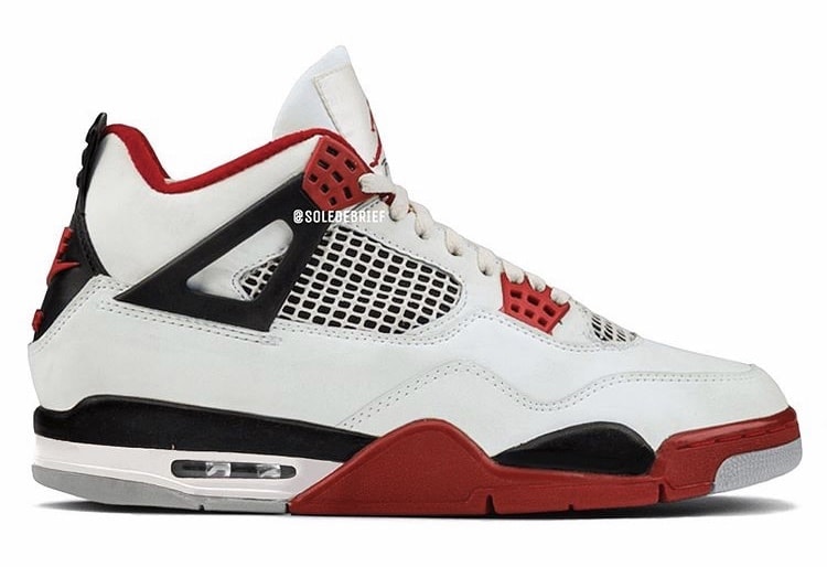 Air Jordan 4 “fire Red”