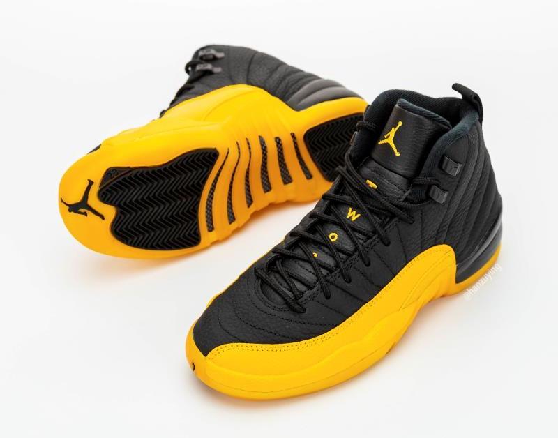 Air Jordan 12 University Gold