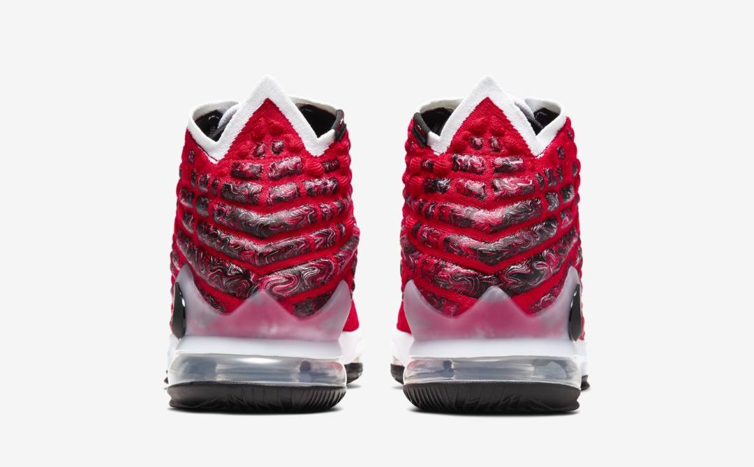 Nike LeBron 17 Uptempo