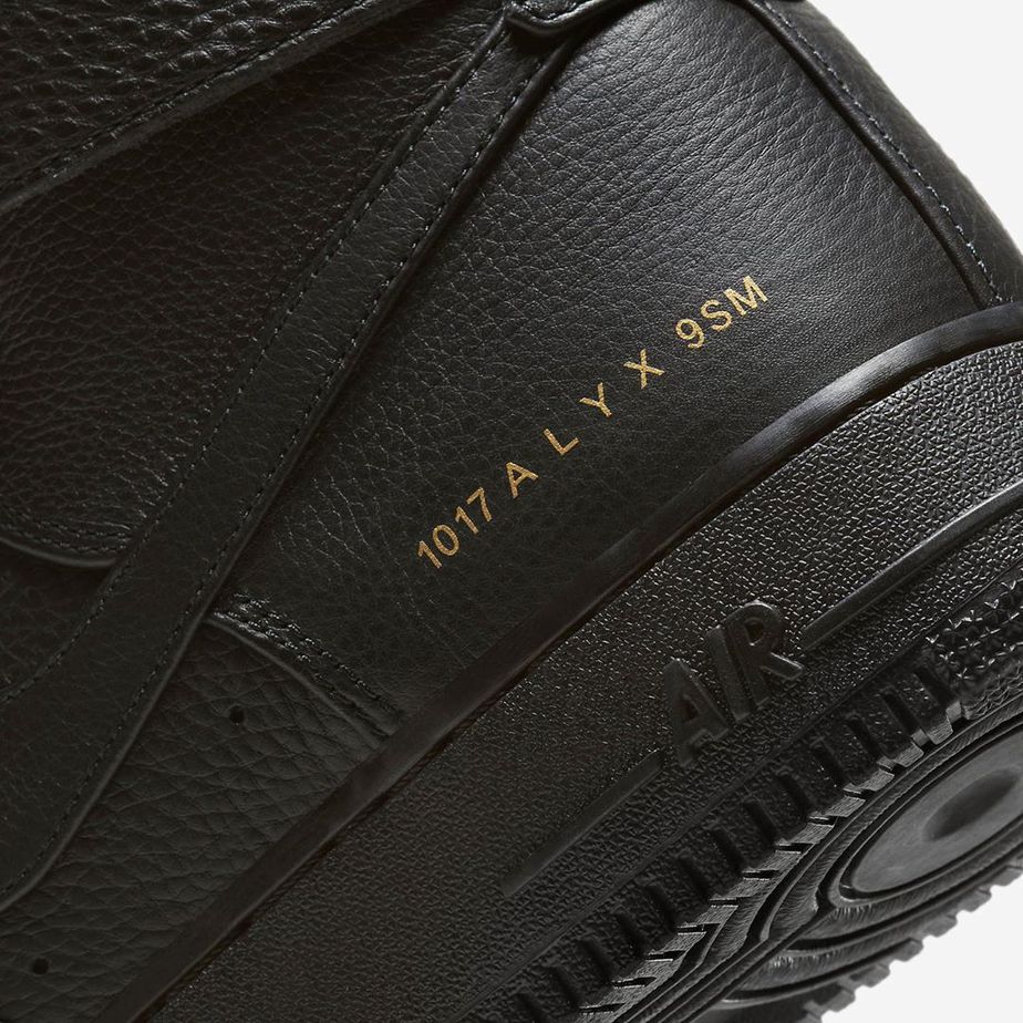 1017 Alyx Nike Air Force 1 High