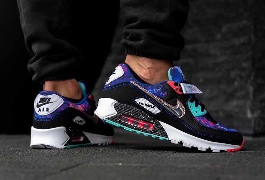 On-Foot Look: Nike Air Max 90 “Galaxy”