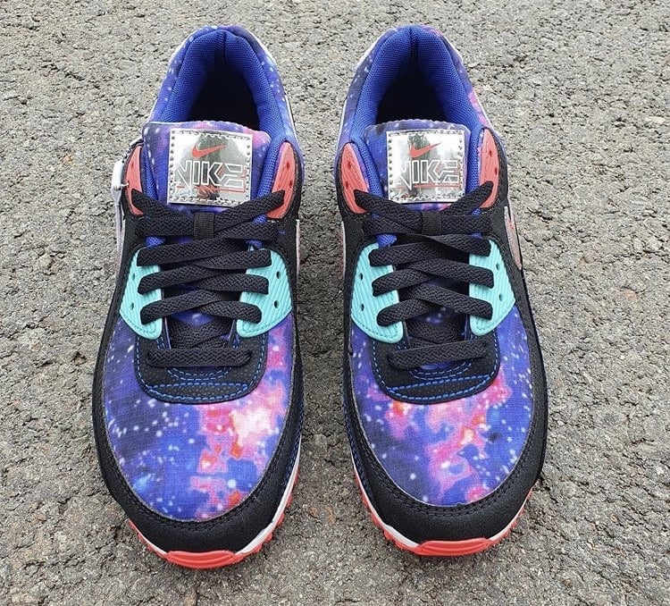 On-Foot Look: Nike Air Max 90 “Galaxy”
