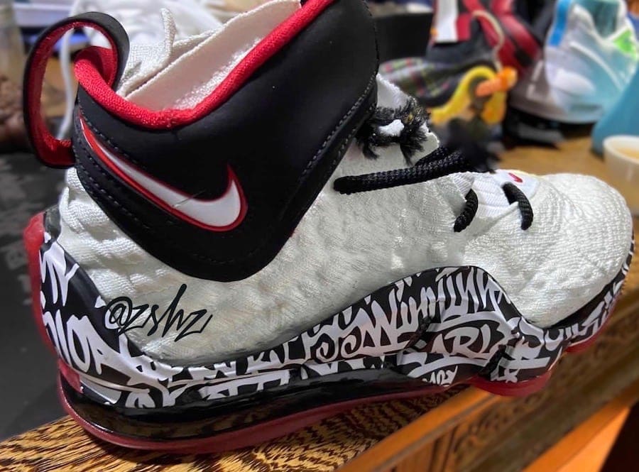 Nike LeBron 17 “graffiti”