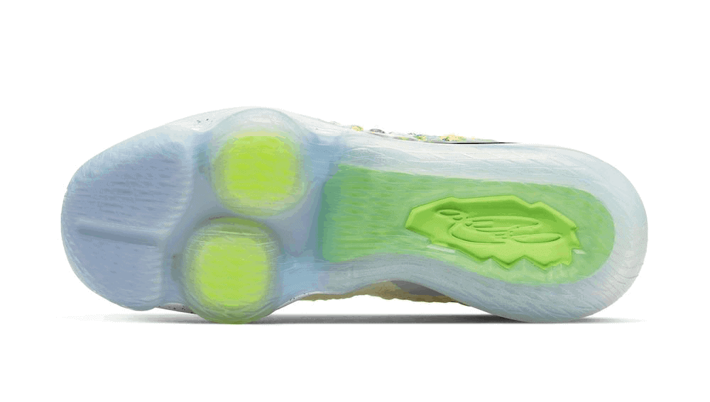 Nike LeBron 17 “Command Force”
