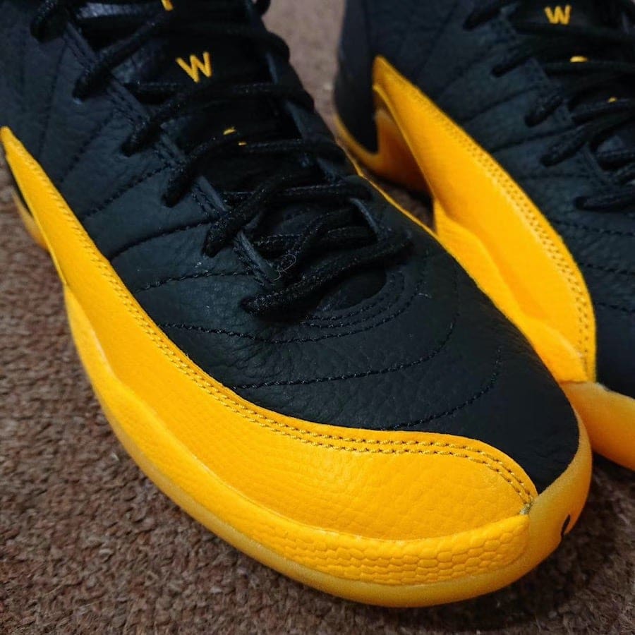 Air Jordan 12 "University Gold"