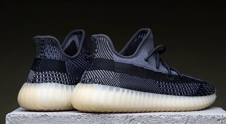 adidas Yeezy Boost 350 V2 "Carbon"