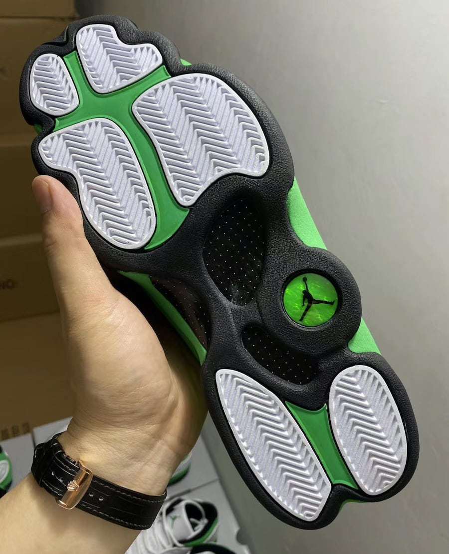 Official Look at the Air Jordan 13 “Lucky Green”