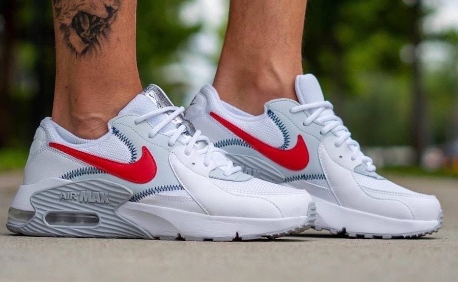 nike air max excee on feet