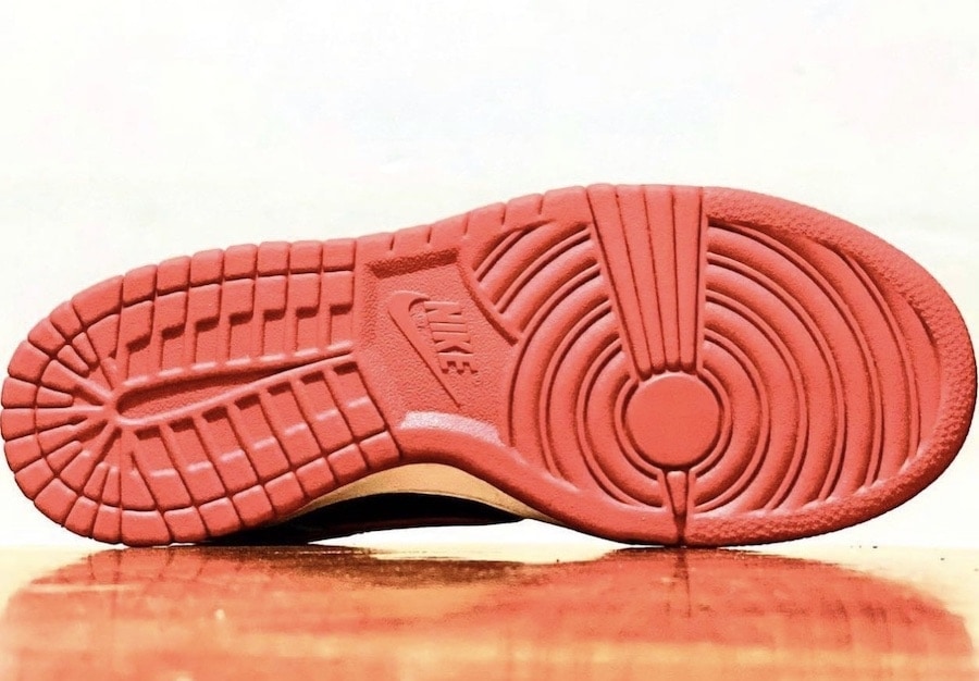 Nike Dunk Low “samba” 2020