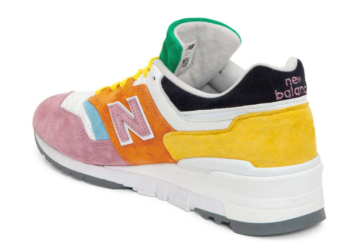 New Balance 997 Green Pink