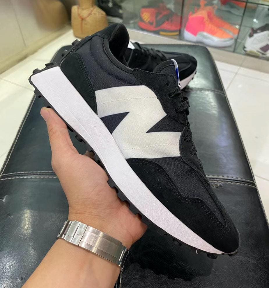 New Balance 327 Black White