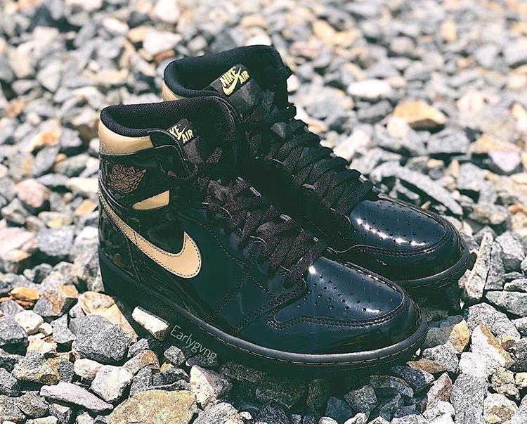 Air Jordan 1 High Patent Black Metallic Gold
