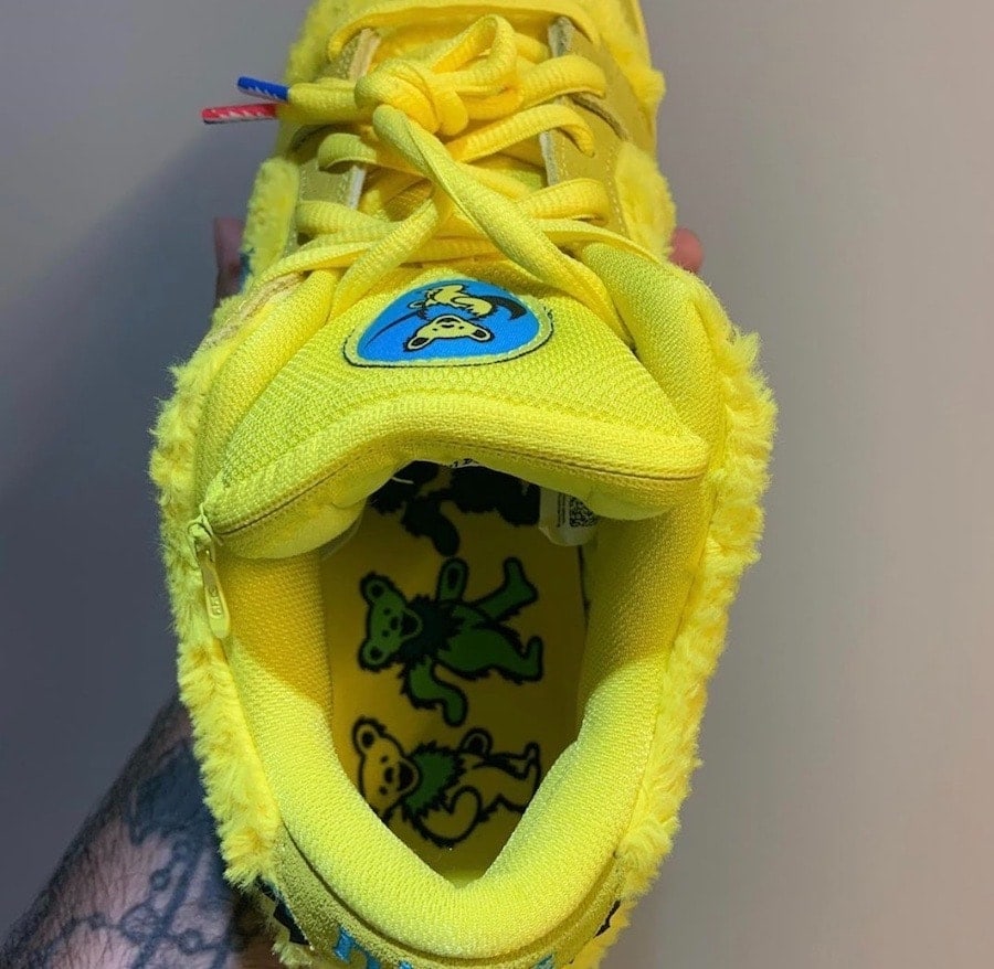 Grateful Dead x Nike SB Dunk Low "Orange Bear"