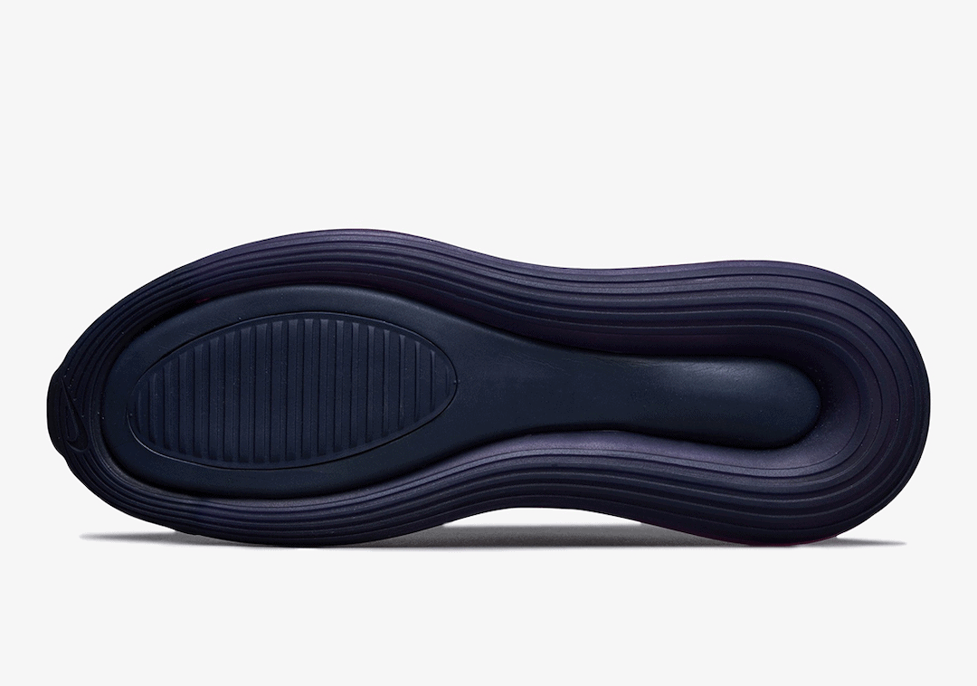 Nike Air Max 720 Goes Cosmic