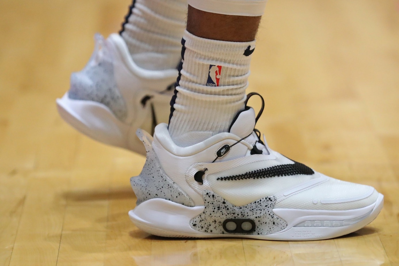 Nike Adapt Bb 2.0 Oreo