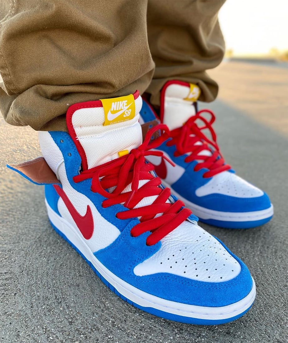 Nike SB Dunk High Doraemon