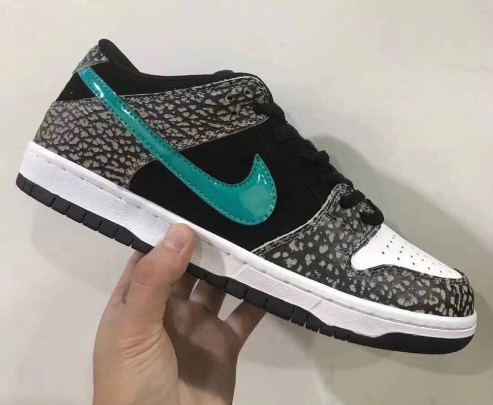 Nike SB Dunk Low Elephant
