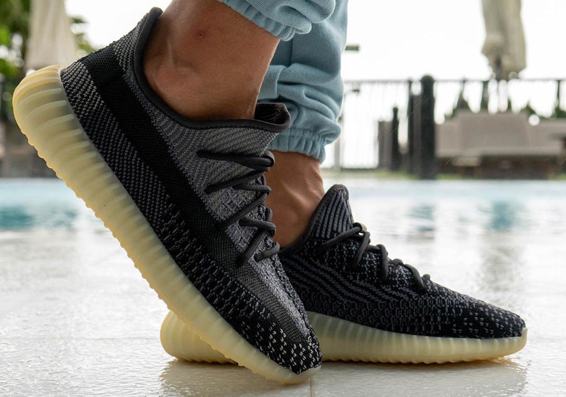 adidas Yeezy Boost 350 V2 "Carbon"