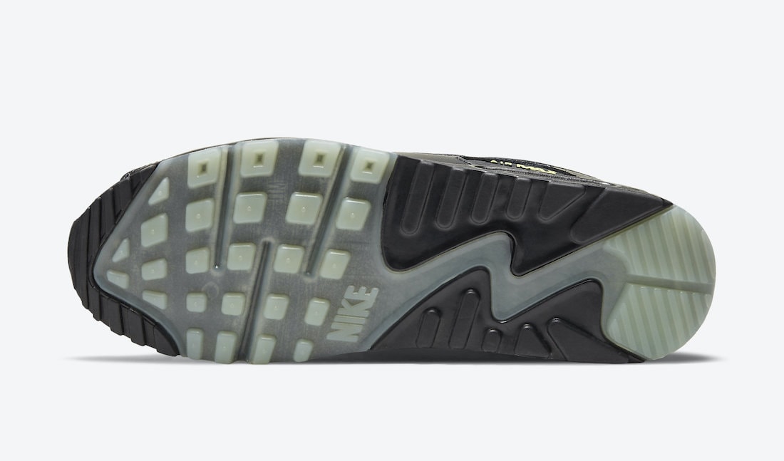 Official Images of the Nike Air Max 90 "Spider Web"