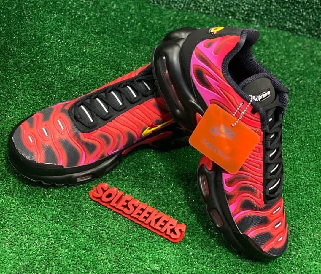 Supreme Nike Air Max Plus Tn University Red Varsity Maize DA1472-600