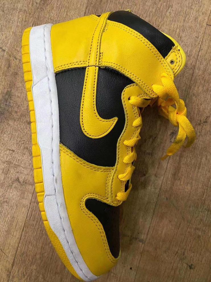 Nike Dunk High Varsity Maize 2020