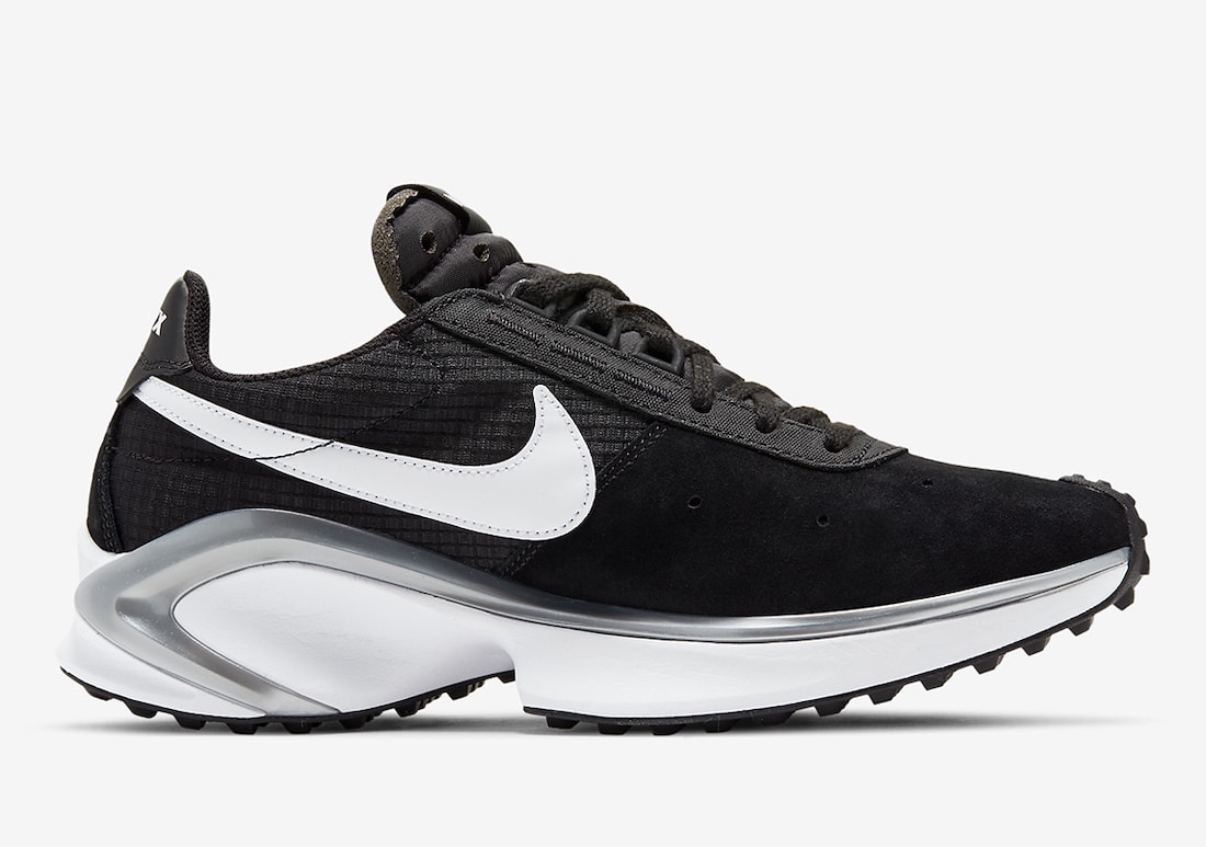 Nike D/MS/X Waffle Opts for a Clean Black/White Colorway