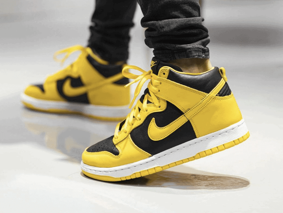 Nike Dunk High Sp Varsity Maize