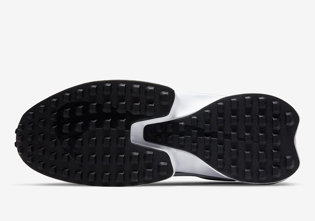 Nike D/MS/X Waffle Opts for a Clean Black/White Colorway