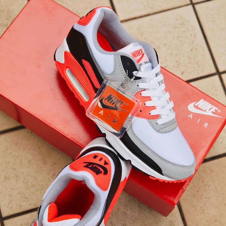 Nike Air Max 90 Infrared Release Date CT1685-100