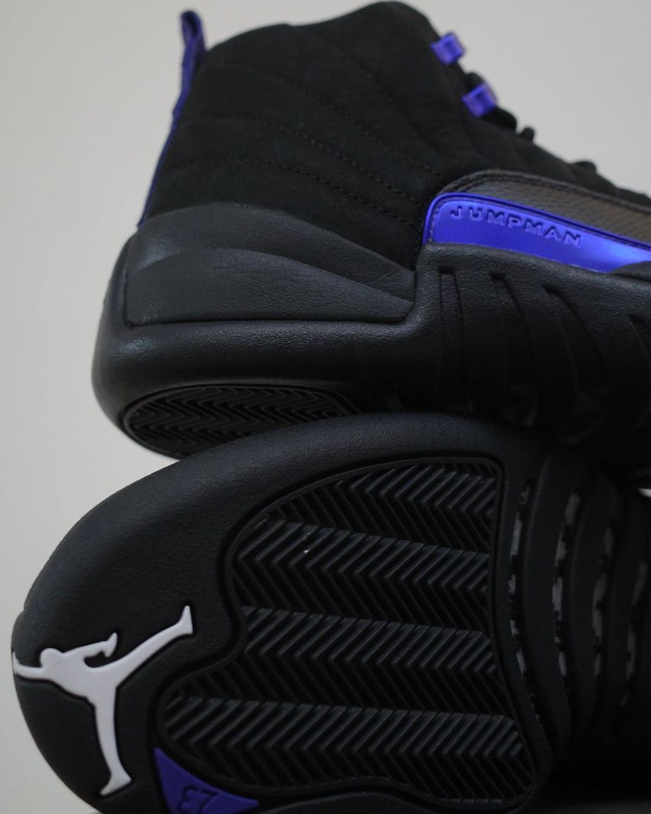Air Jordan 12 Dark Concord