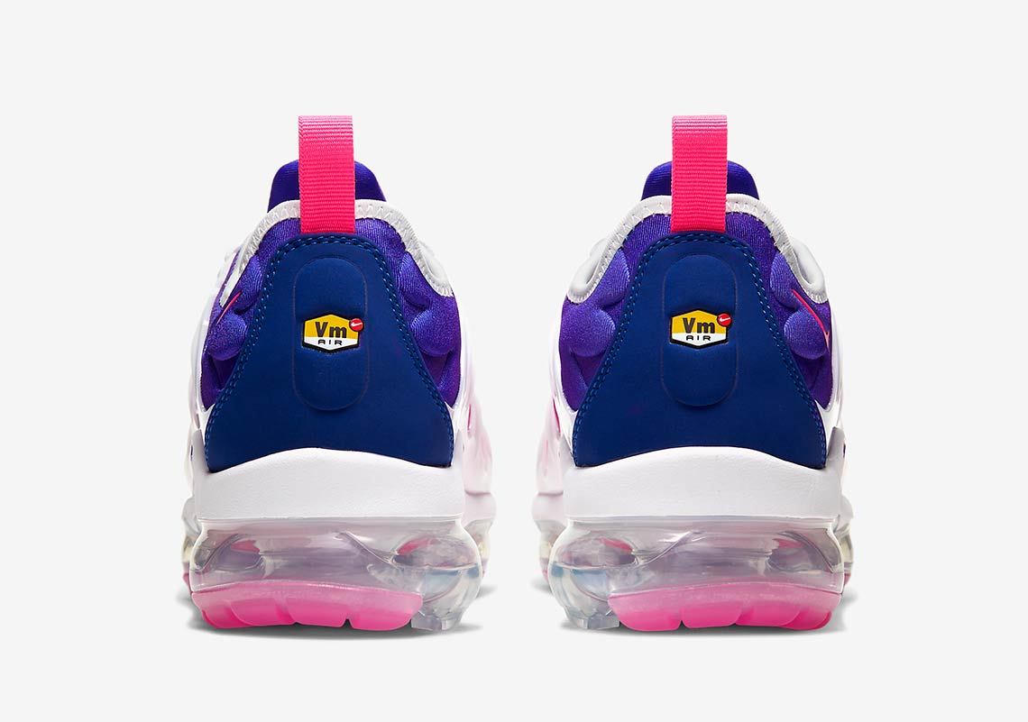 Nike Vapormax Plus Features a Gradient Pink/Purple Makeover