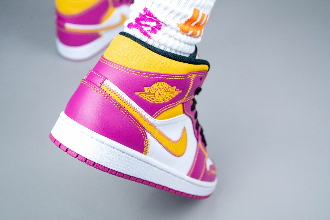 Official Images of Air Jordan 1 Mid "Familia"
