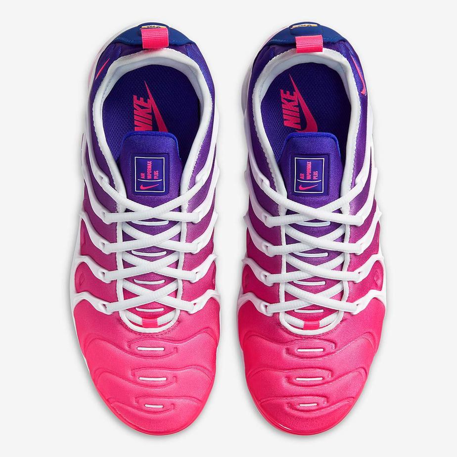 Nike Vapormax Plus Features a Gradient Pink/Purple Makeover
