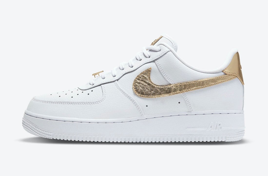 Nike Air Force 1 Low Gold Foil