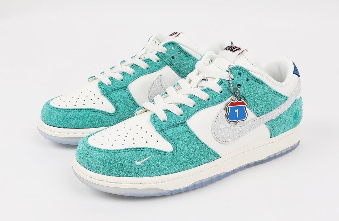 Kasina X Nike Dunk Low Road Sign