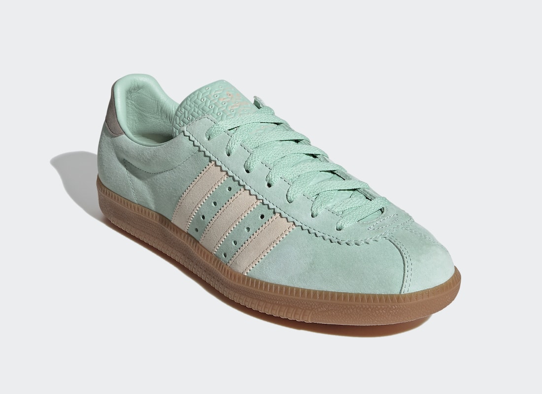 adidas Padiham FV9659 1