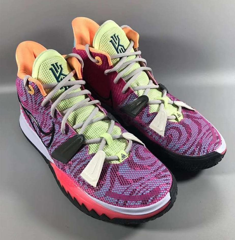 Nike Kyrie 7 "Hendrix"