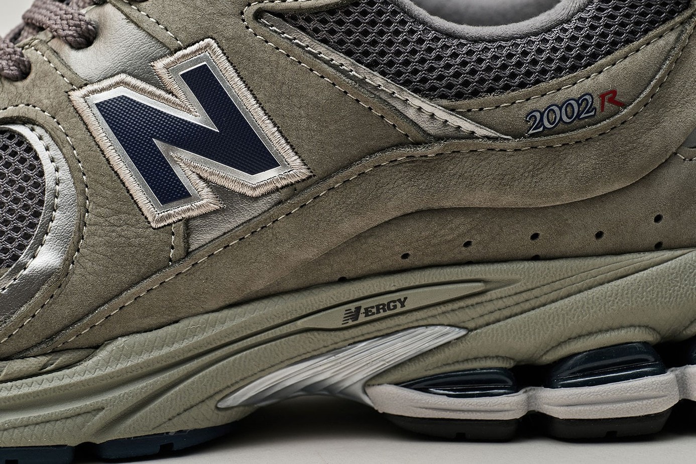 New Balance 2002r Grey Black Ml2002ra Ml2002rb