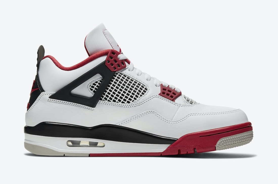 Air Jordan 4 OG "Fire Red"