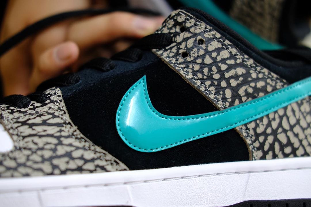 Nike SB Dunk Low Atmos Elephant