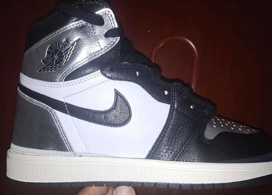 Air Jordan 1 High Wmns Silver Toe 2021