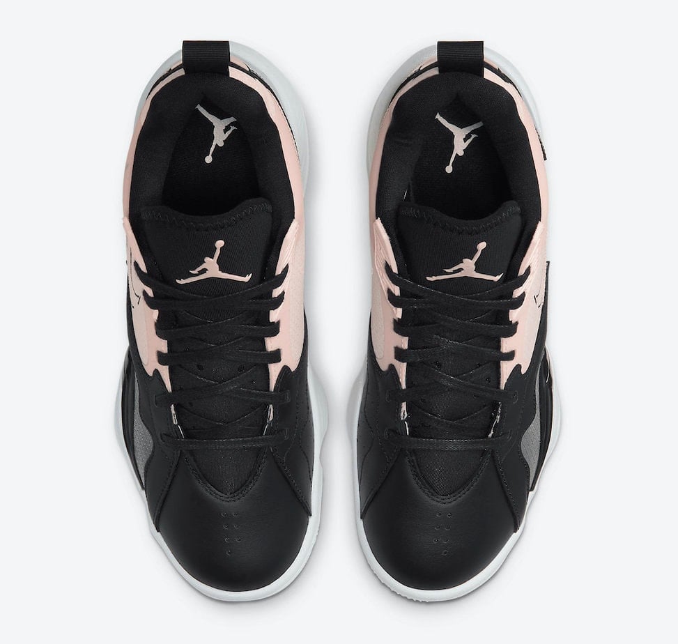 Official Look at the Women's Jordan Zoom 92 "Crimson Tint"