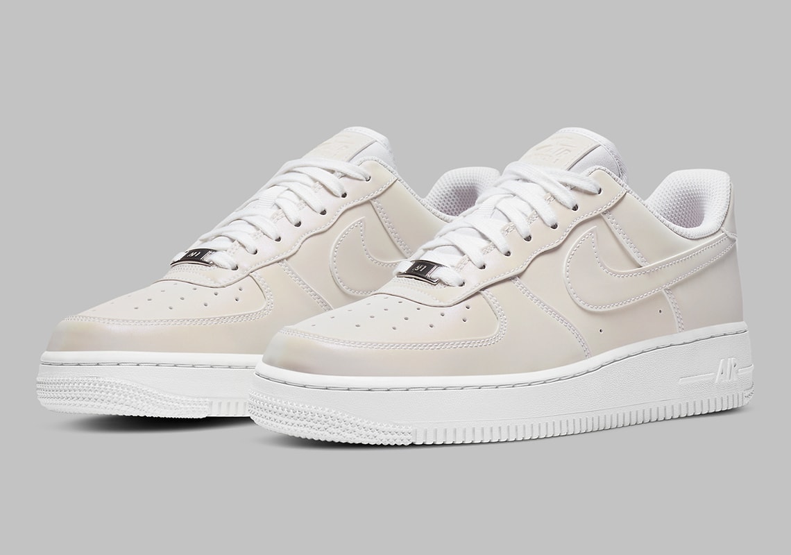 Nike Air Force 1 Low Reflective DC2062-100