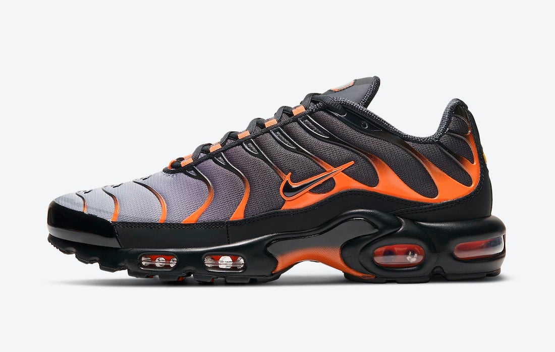 This Nike Air Max Plus Arrives Perfect for Halloween