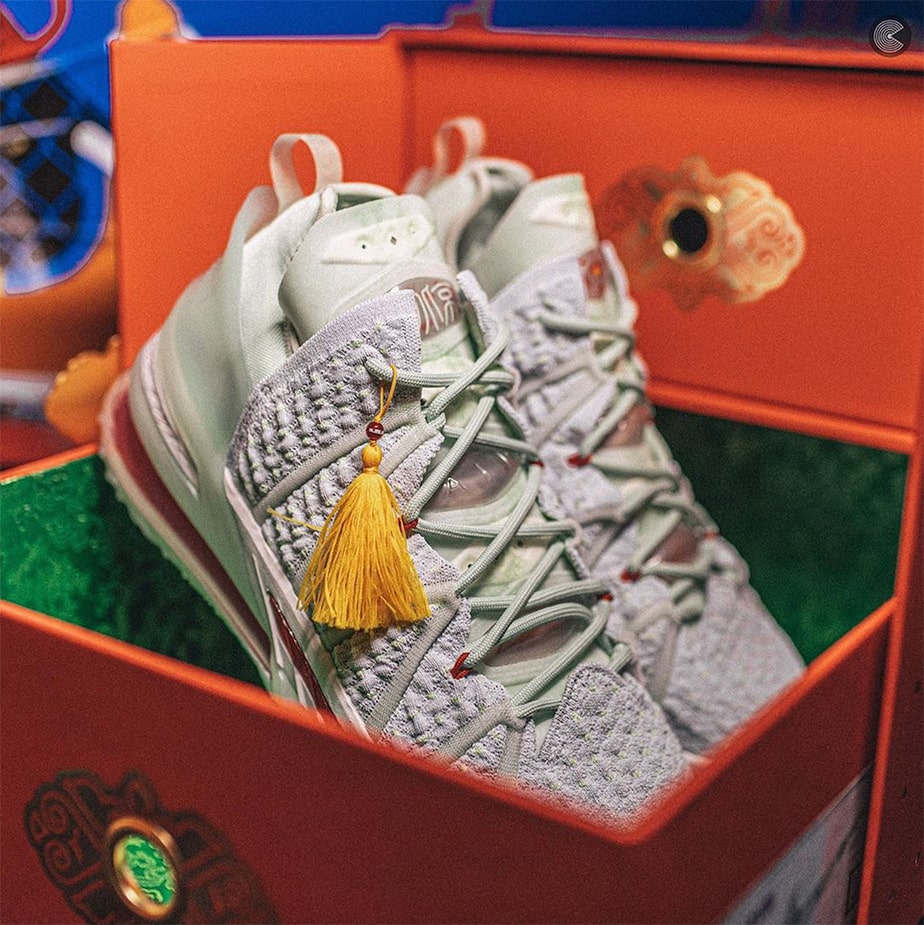 Nike Releasing Bejing Exclusive LeBron 8 & 18 Pack