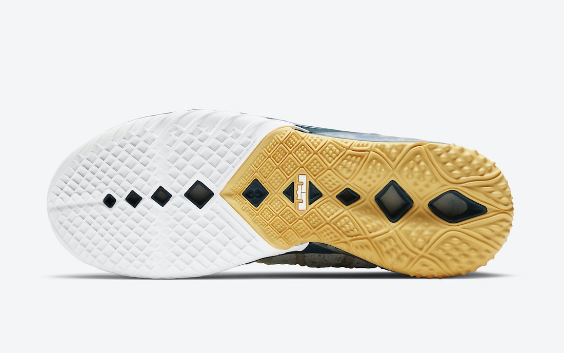 Nike LeBron 18 "Reflections Flip" Celebrates the Lakers Finals Win